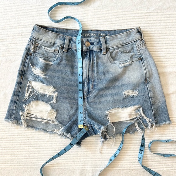 American Eagle Distressed Mom Shorts - Picture 4 of 12